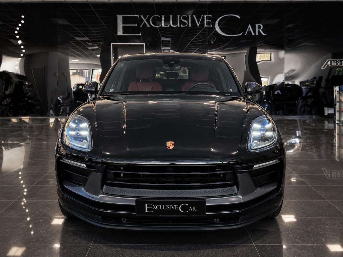 PORSCHE - Macan T