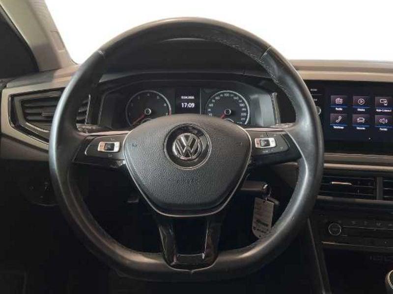 Volkswagen Polo VI 2017 5p 1.0 mpi Comfortline 75cv