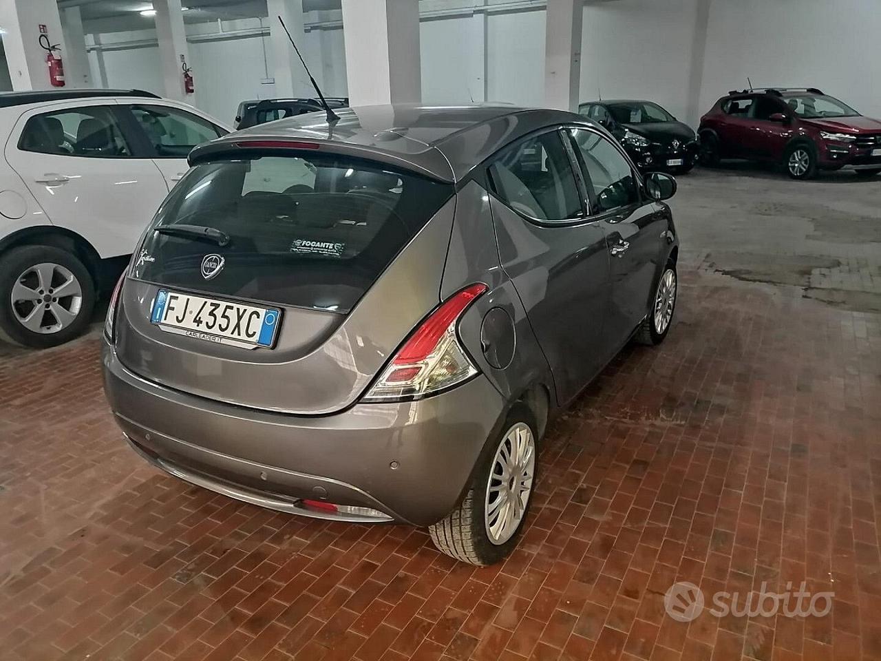 Lancia Ypsilon 1.2 69 cv Ecoshic Gpl Gold Ok Neop.