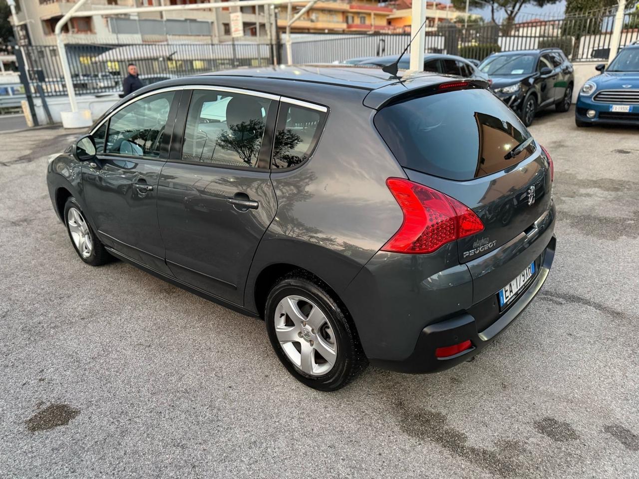 Peugeot 3008 1.6 HDi 110CV cambio robotizzato Premium