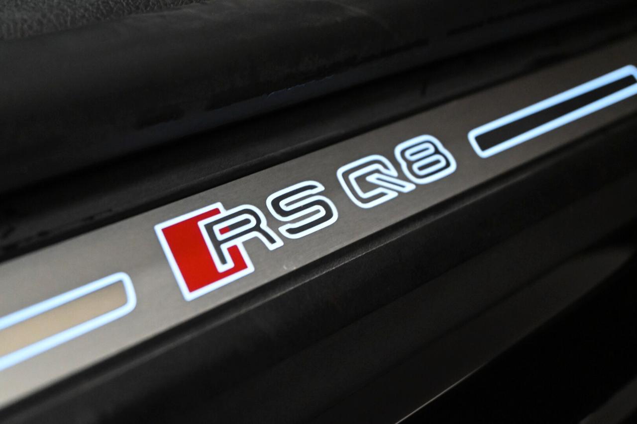 AUDI Q8 RS Q8 TFSI V8 quattro tiptronic