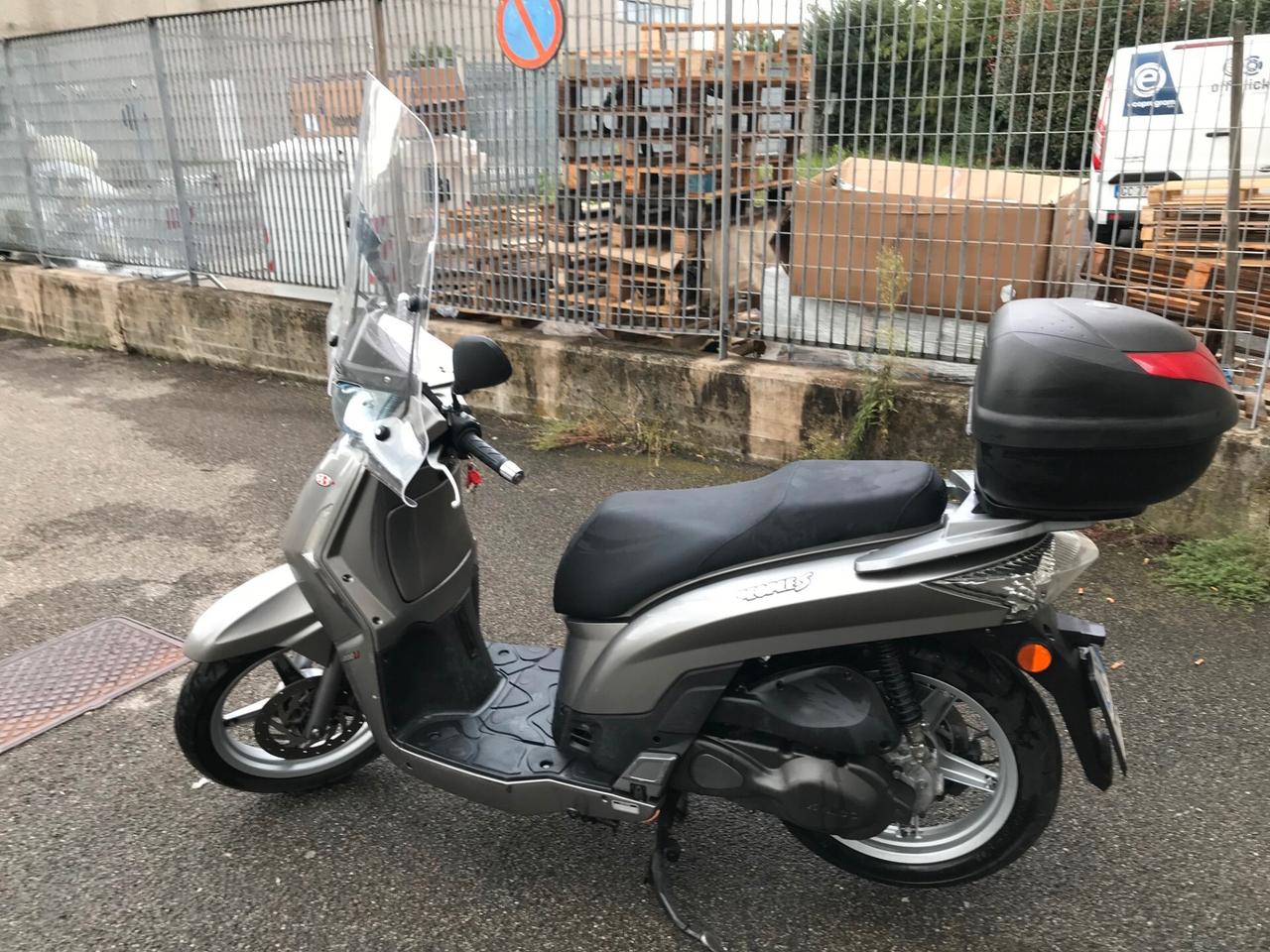 Kymco People 200i PEOPLE S