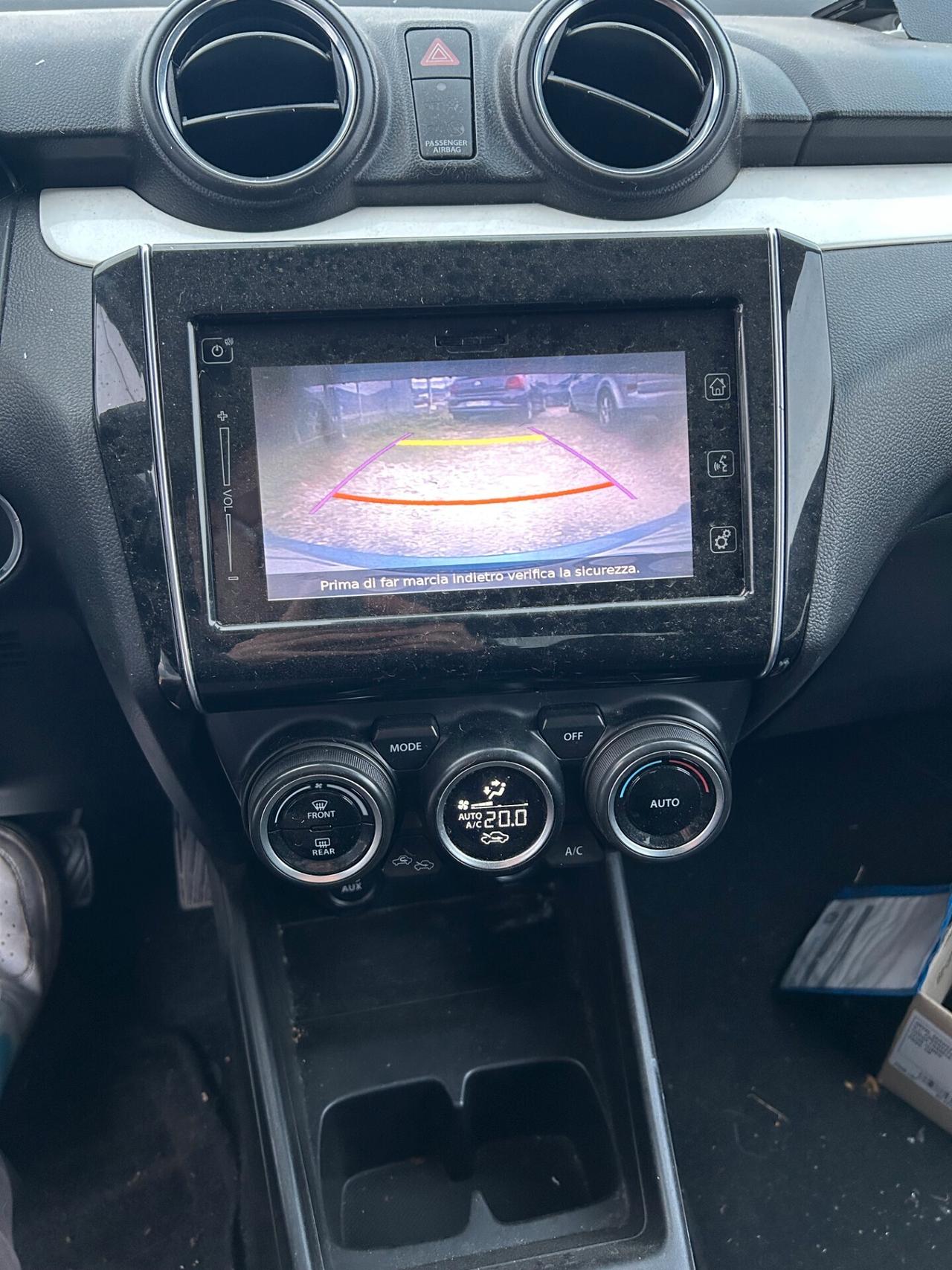 Suzuki Swift 1.2 Hybrid AllGrip sinistrata airbag ok