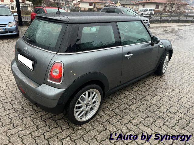 MINI One 1.6 16V One (55kW)