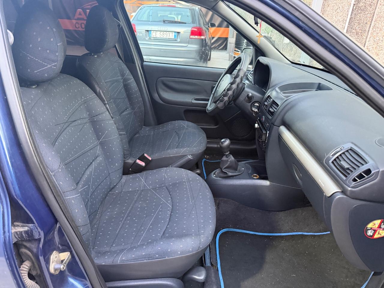 Renault Clio 1.2 benzina 43KW consumi bassi