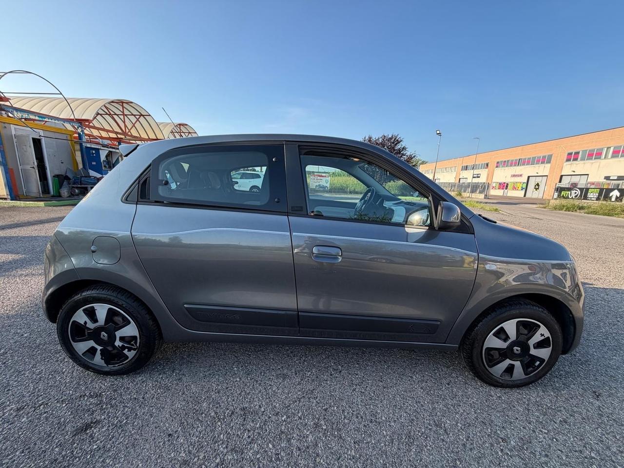 Renault Twingo TCe 90 CV EDC Lovely