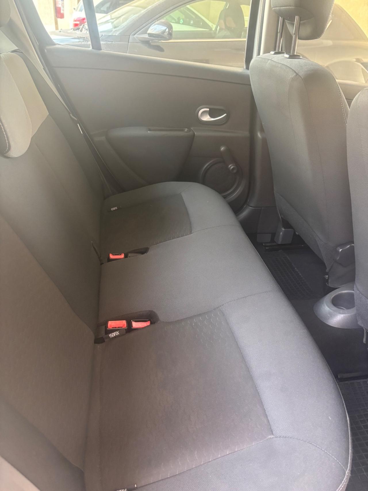 Renault Clio 1.2 16V 5 porte Dynamique