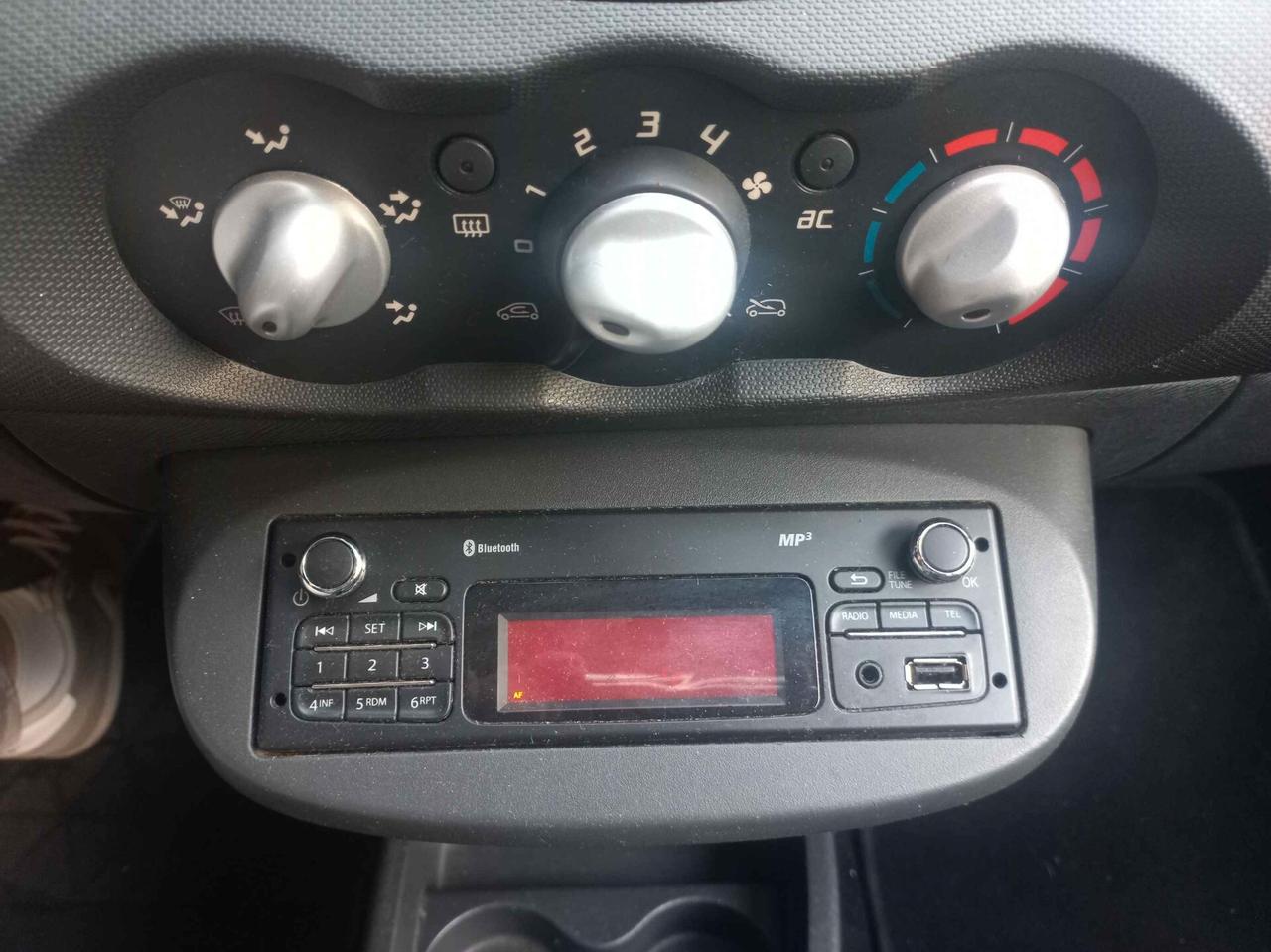 Renault Twingo 1.2 16V Wave