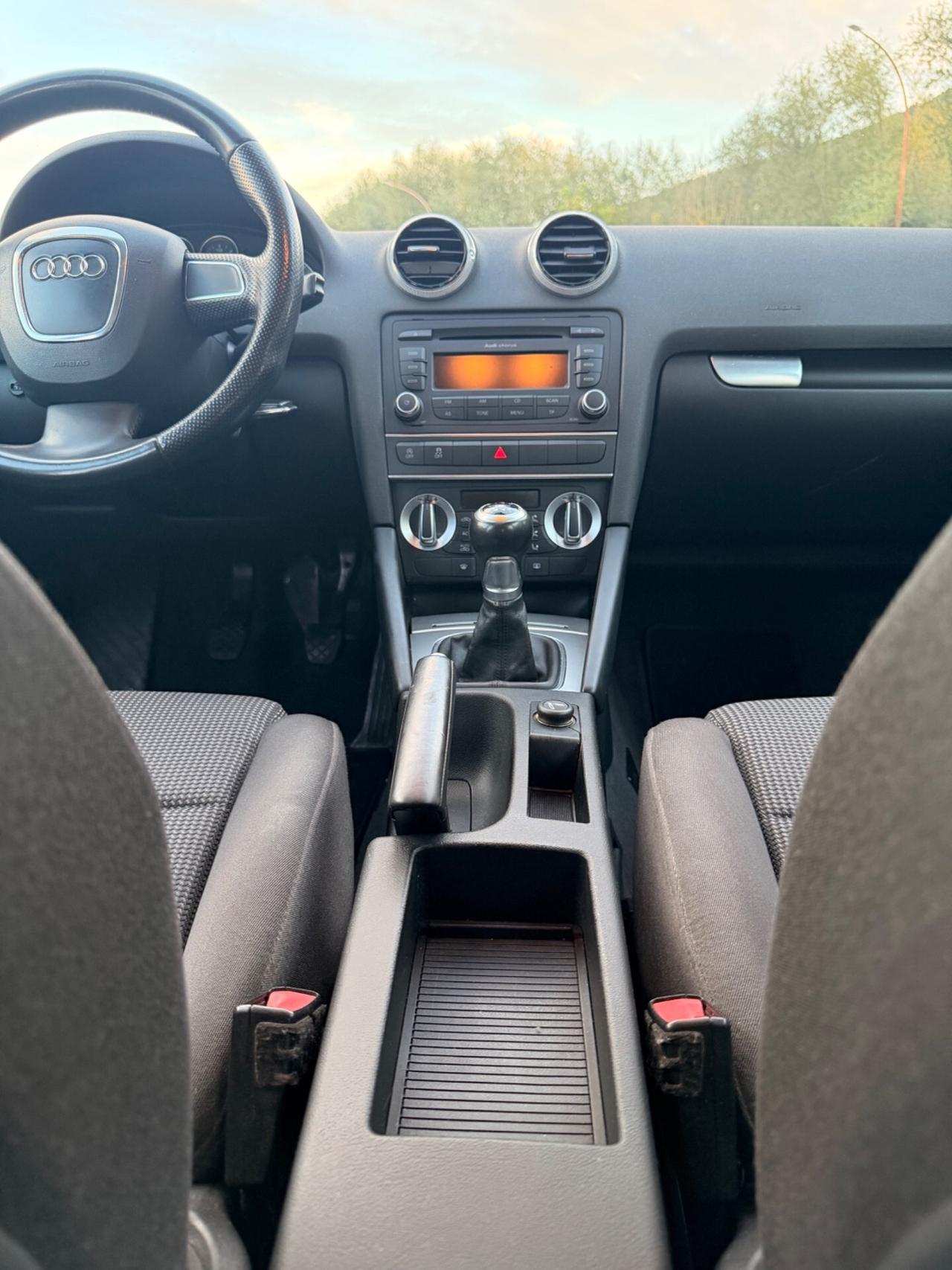 Audi A3 1.6 TDI 105 CV CR S tr. Ambiente