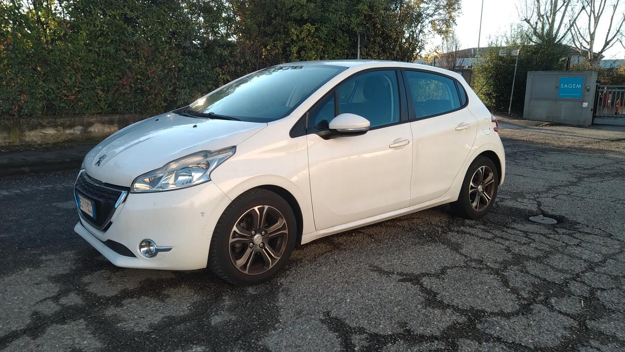 Peugeot 208 1.4 VTi ecoGPL