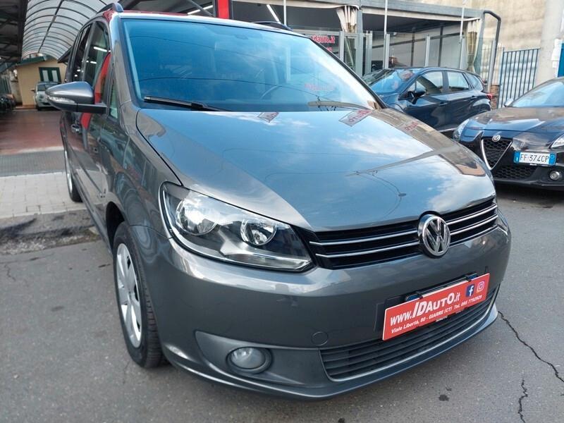 Volkswagen Touran Business 1.6 TDI DSG Comfortline