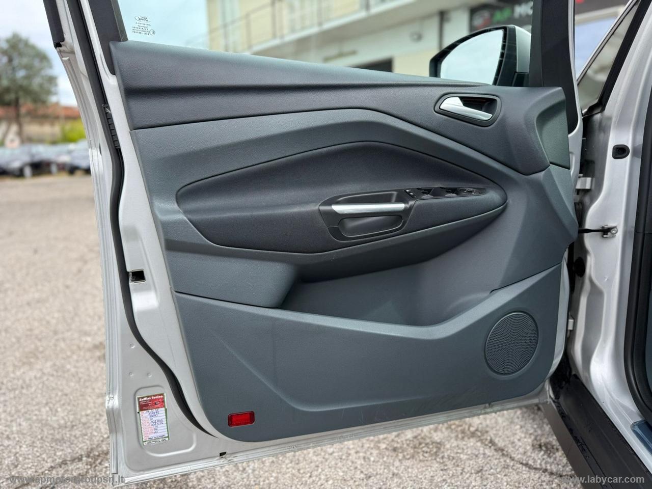FORD C-Max 1.6 TDCi 115 CV Titanium Business