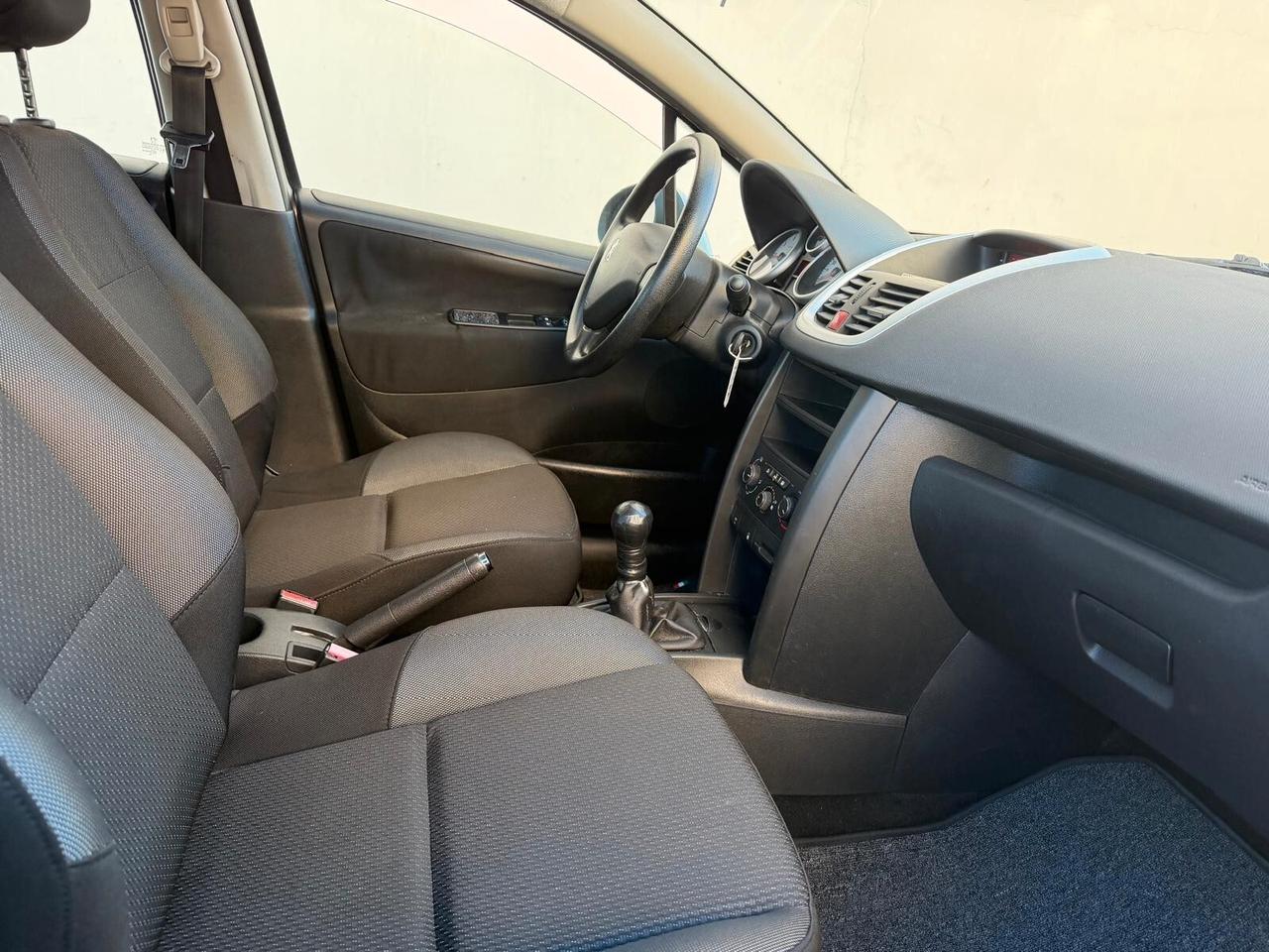 Peugeot 207 1.4 8V 75CV 5p. Energie Sport ECO GPL-10/2009