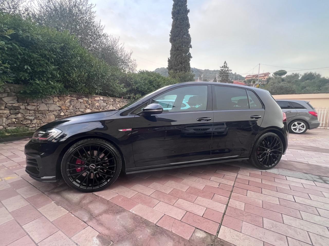 Volkswagen Golf GTI Performance 2.0 245 CV TSI 5p. BMT