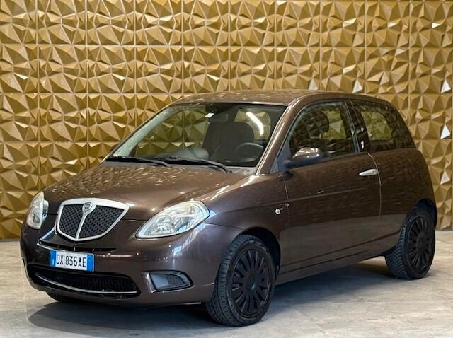 Lancia Ypsilon 1.2 Argento