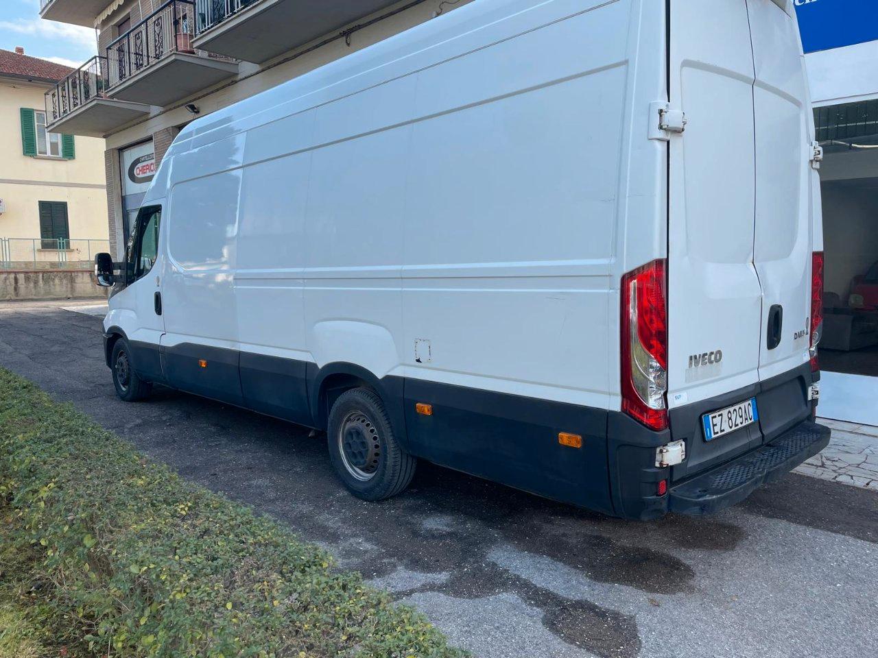 IVECO Daily 35 S15/2.3 V passo lungo tetto alto