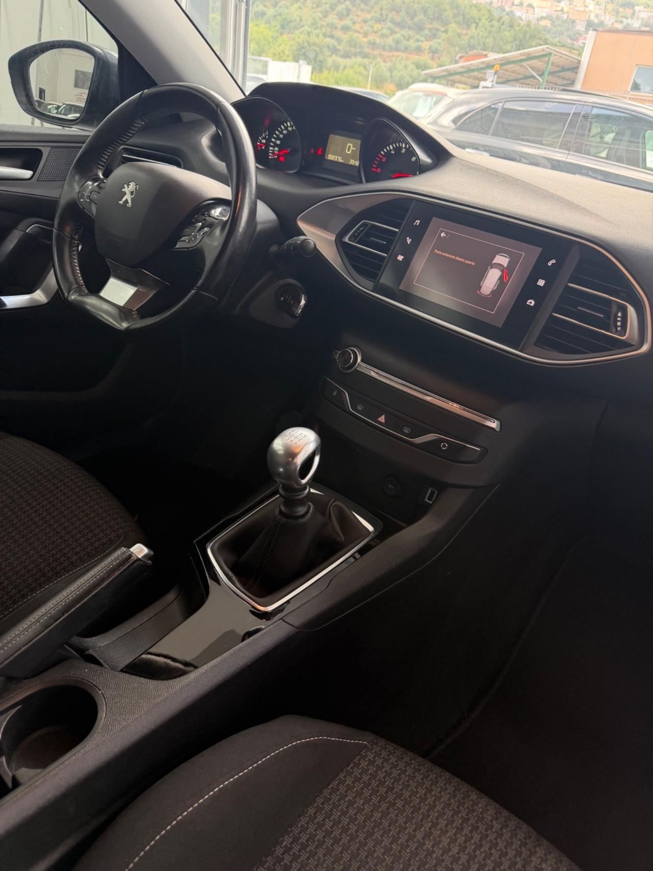 Peugeot 308 BlueHDi 130 S&S Allure FINANZIABILE
