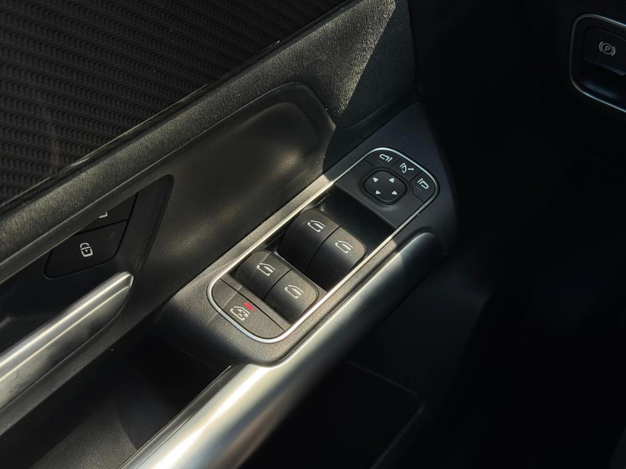 Mercedes-benz GLA 180 d Automatic AMG Line Premium Plus