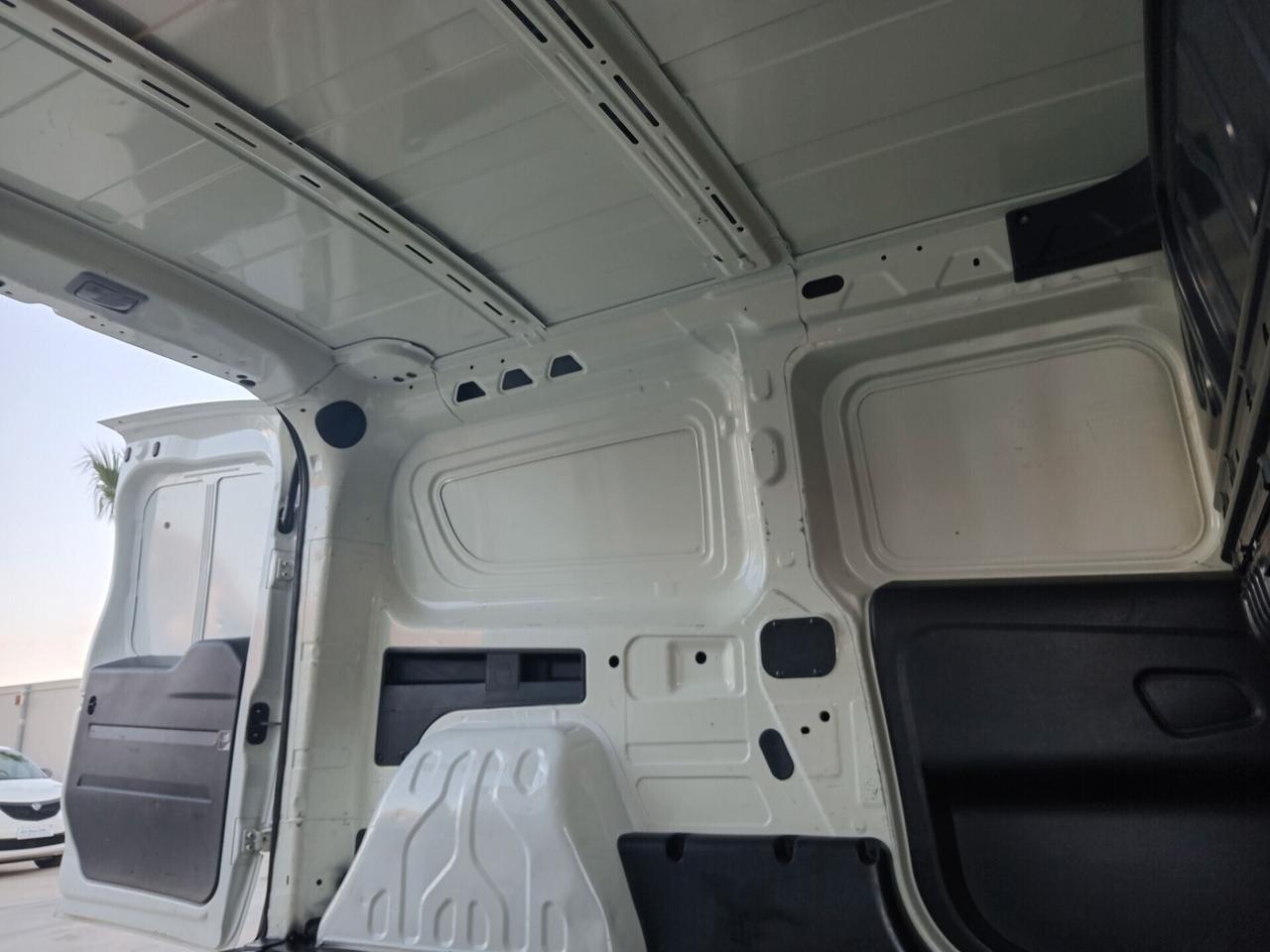 Doblò 1.6 MJT 120CV Maxi Lamierato 3Posti NUOVO QUAL PROVA