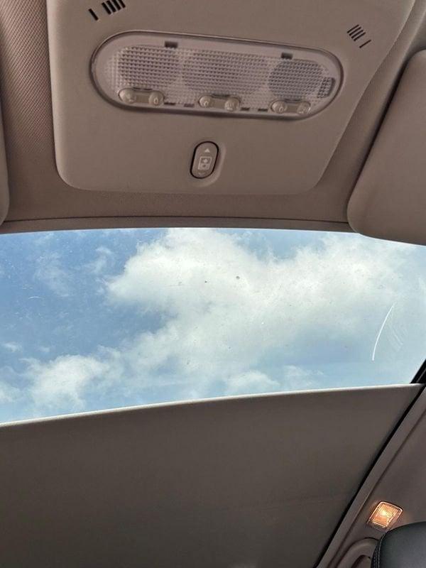 Nissan Qashqai 1.5 dci Tekna 110cv