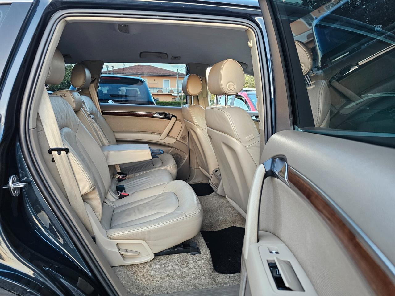 Audi Q7 3.0 V6 TDI 233CV quattro tiptronic