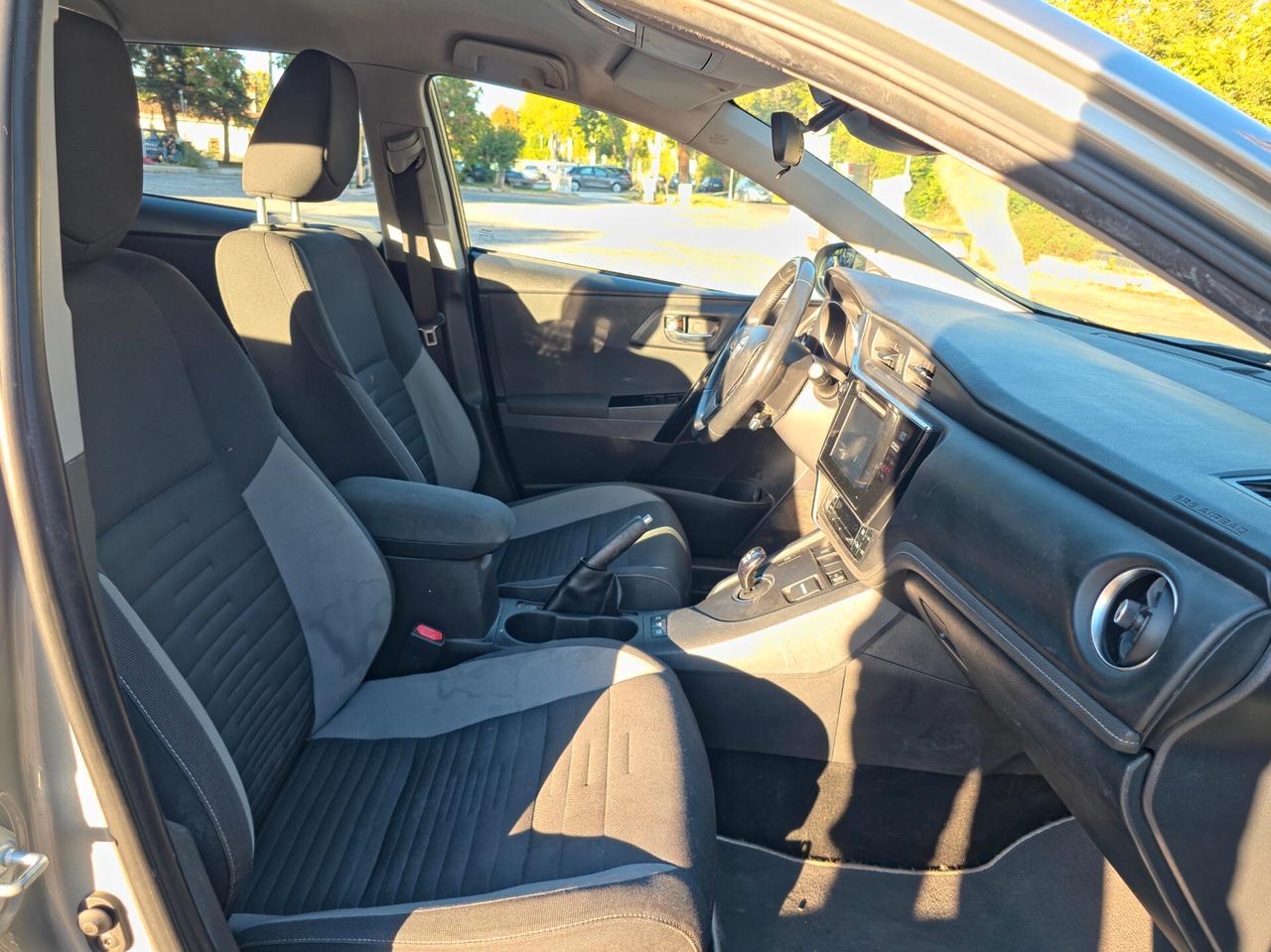 Toyota Auris 1.8 Hybrid Lounge E6 Automatico NEO 2018
