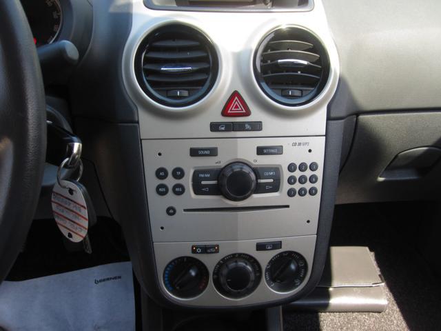 OPEL Corsa 1.2 5 porte Club OK NEOPATENTATI