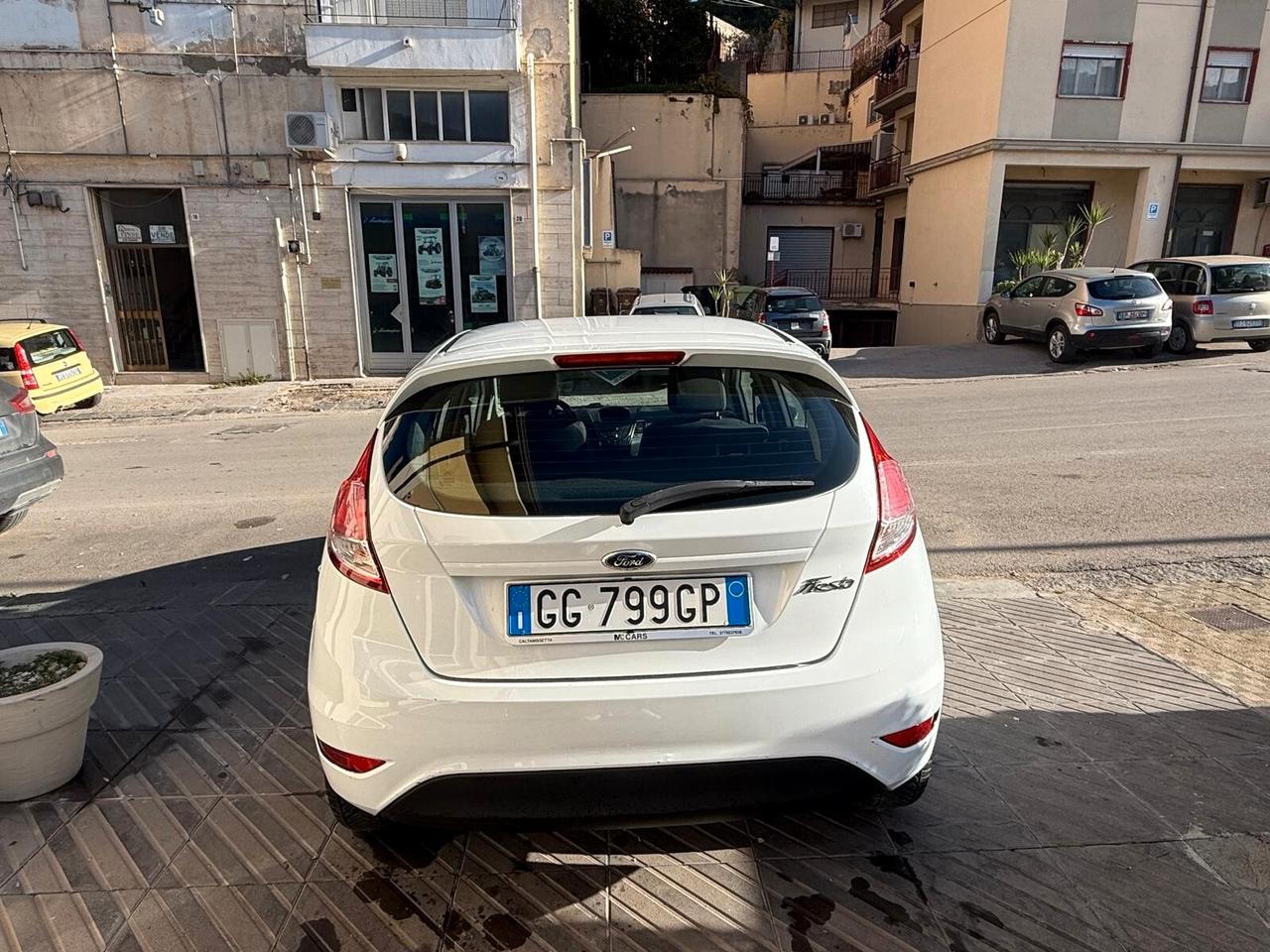 Ford Fiesta 1.4 5p. Bz.- GPL Titanium