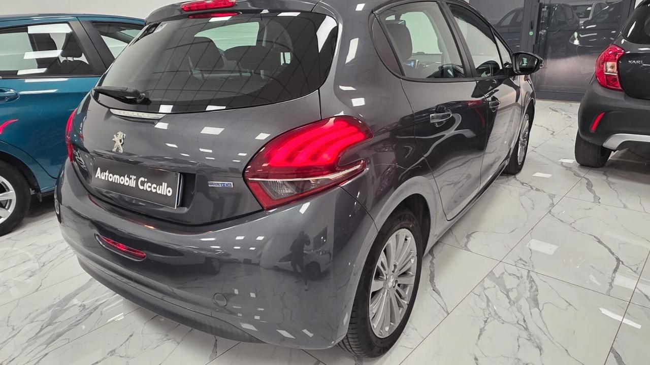 Peugeot 208 BlueHDi 75 5 porte Allure