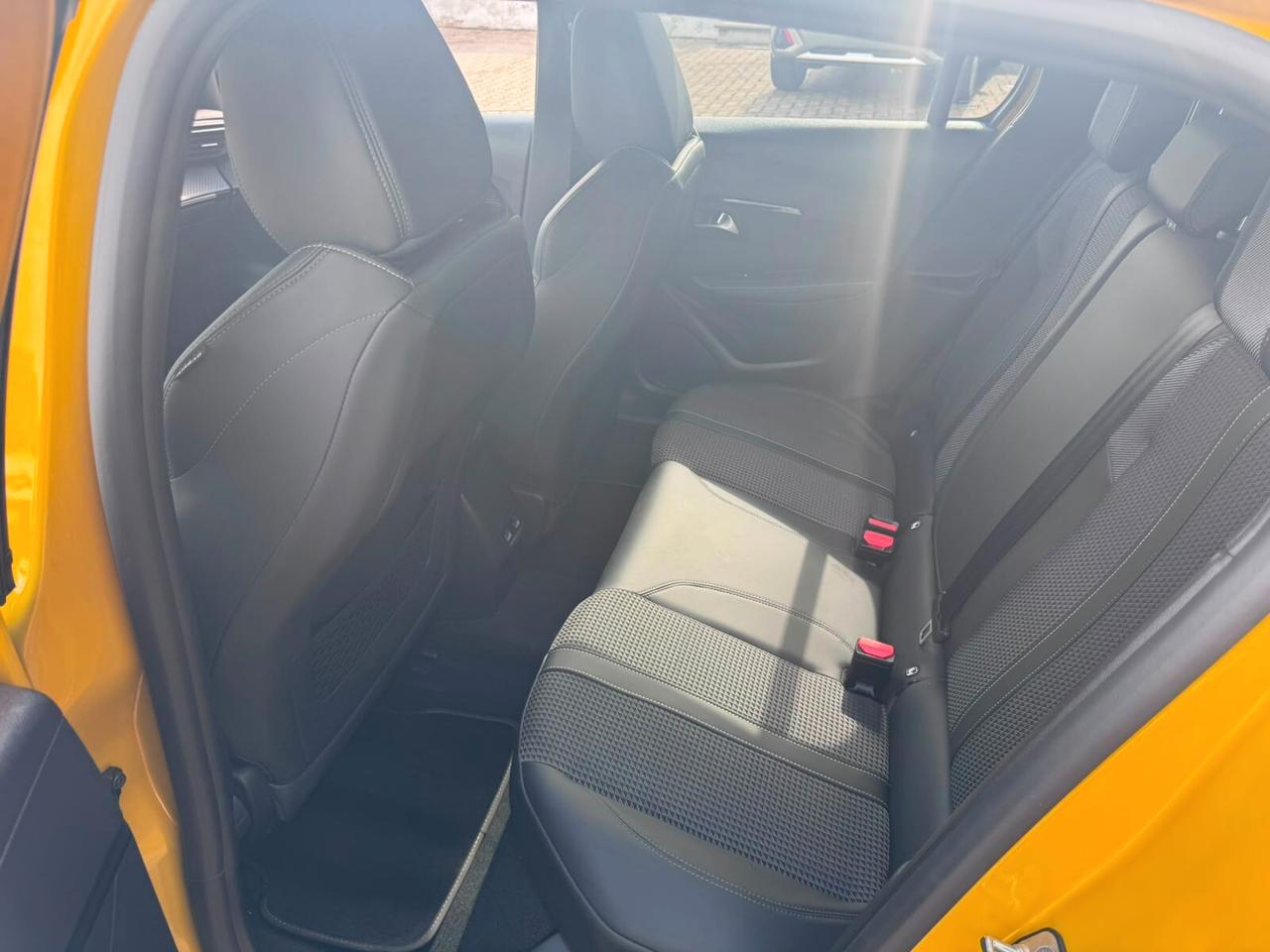 Peugeot 208 PureTech 100 Stop&Start 5 porte GT