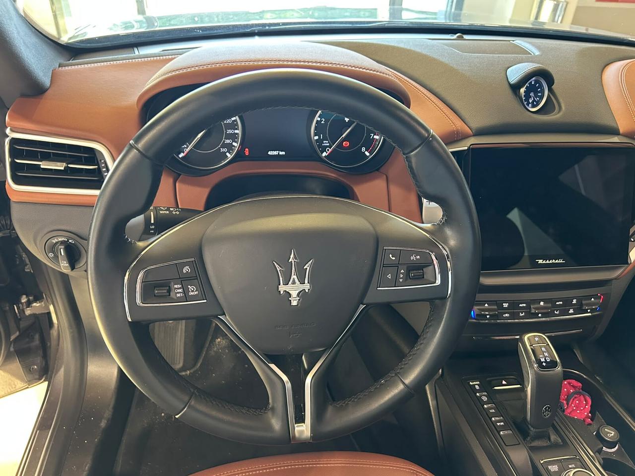 Maserati Ghibli 330 CV MHEV GT