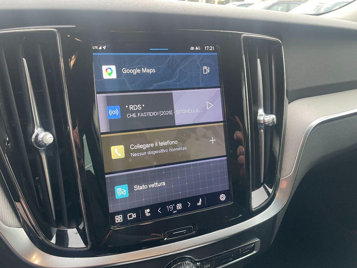 VOLVO - V60 - B3 aut. Essential