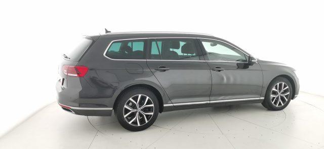 VOLKSWAGEN Passat Variant 2.0 TDI SCR EVO DSG Executive