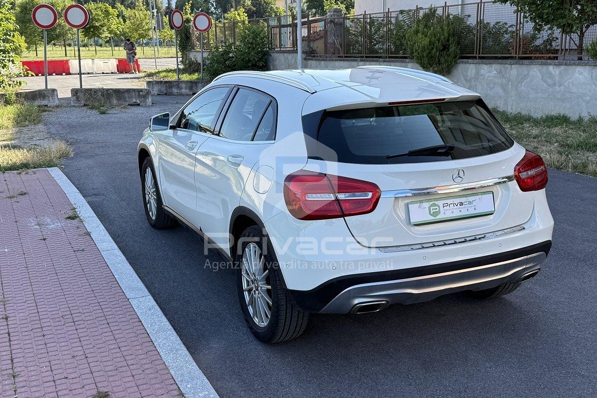 MERCEDES GLA 200 Sport