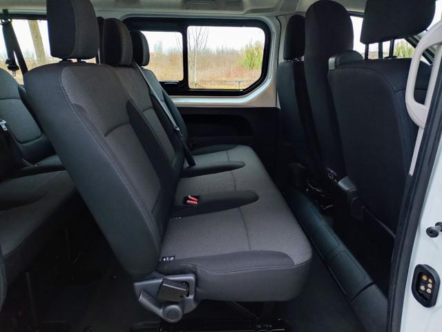 RENAULT Trafic BluedCi 9 posti