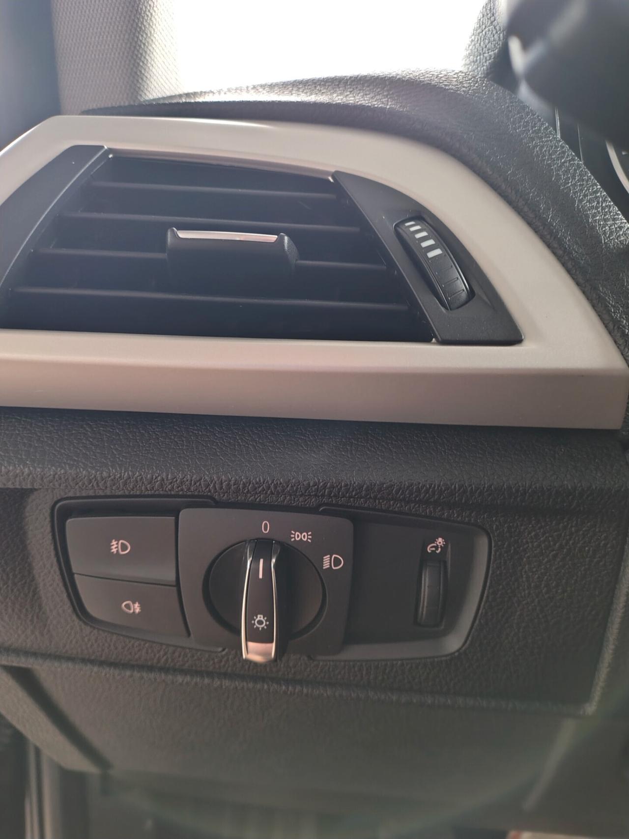 Bmw 114 114d 5p. Unique