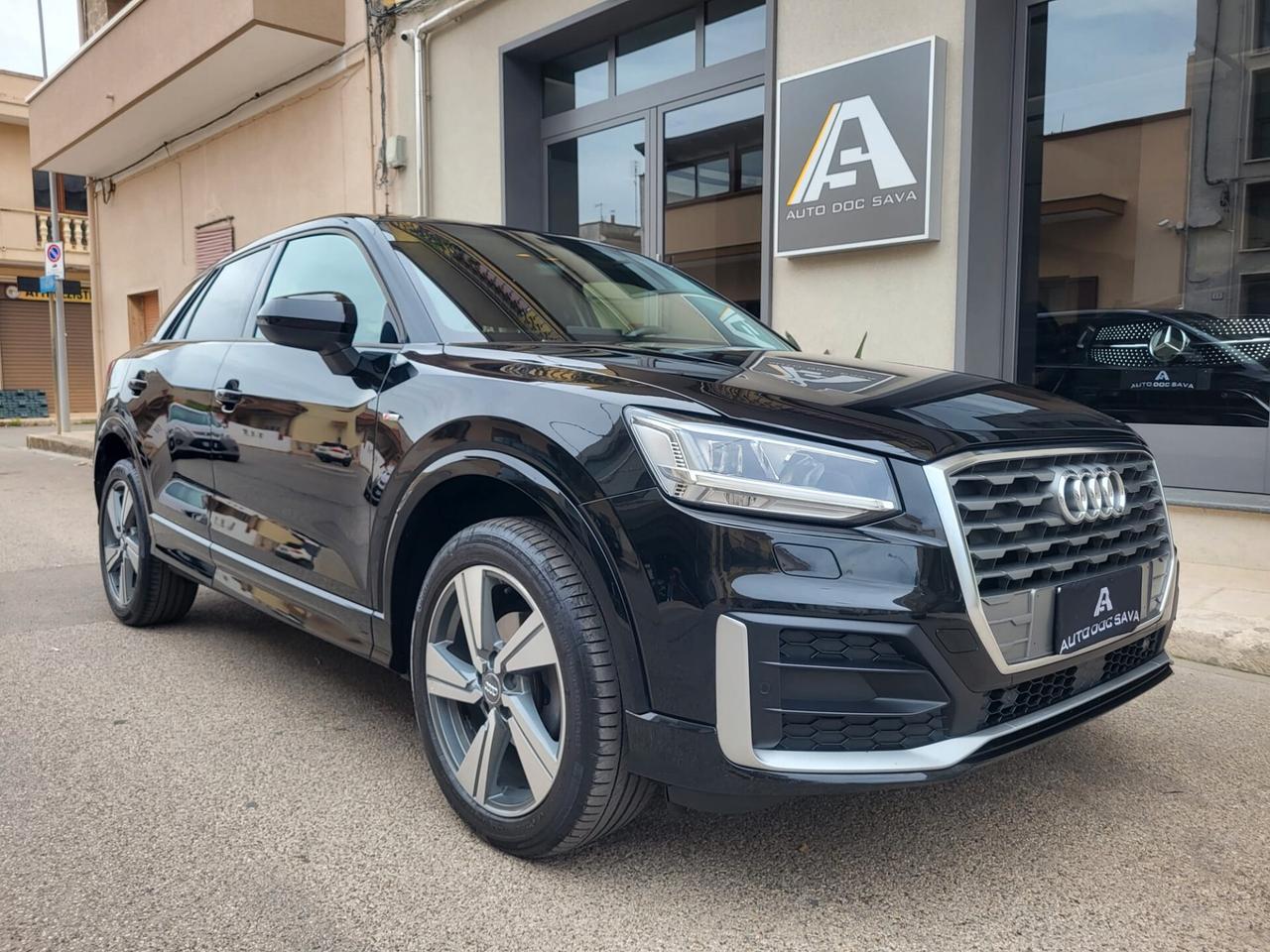 Audi Q2 1600 TDI S line Edition Cerchi 18 Pelle Fari Led...