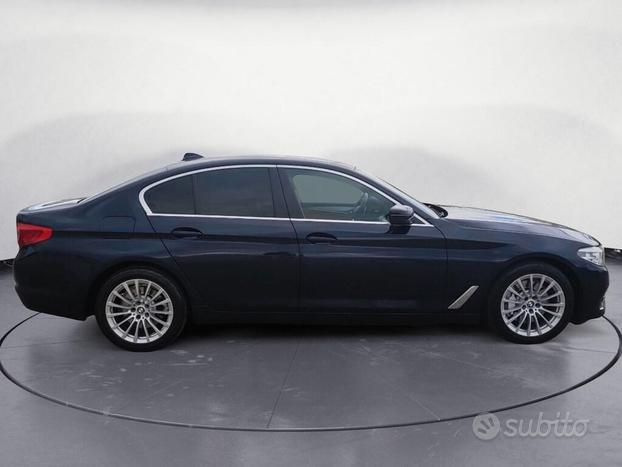 BMW Serie 5 525d Luxury auto