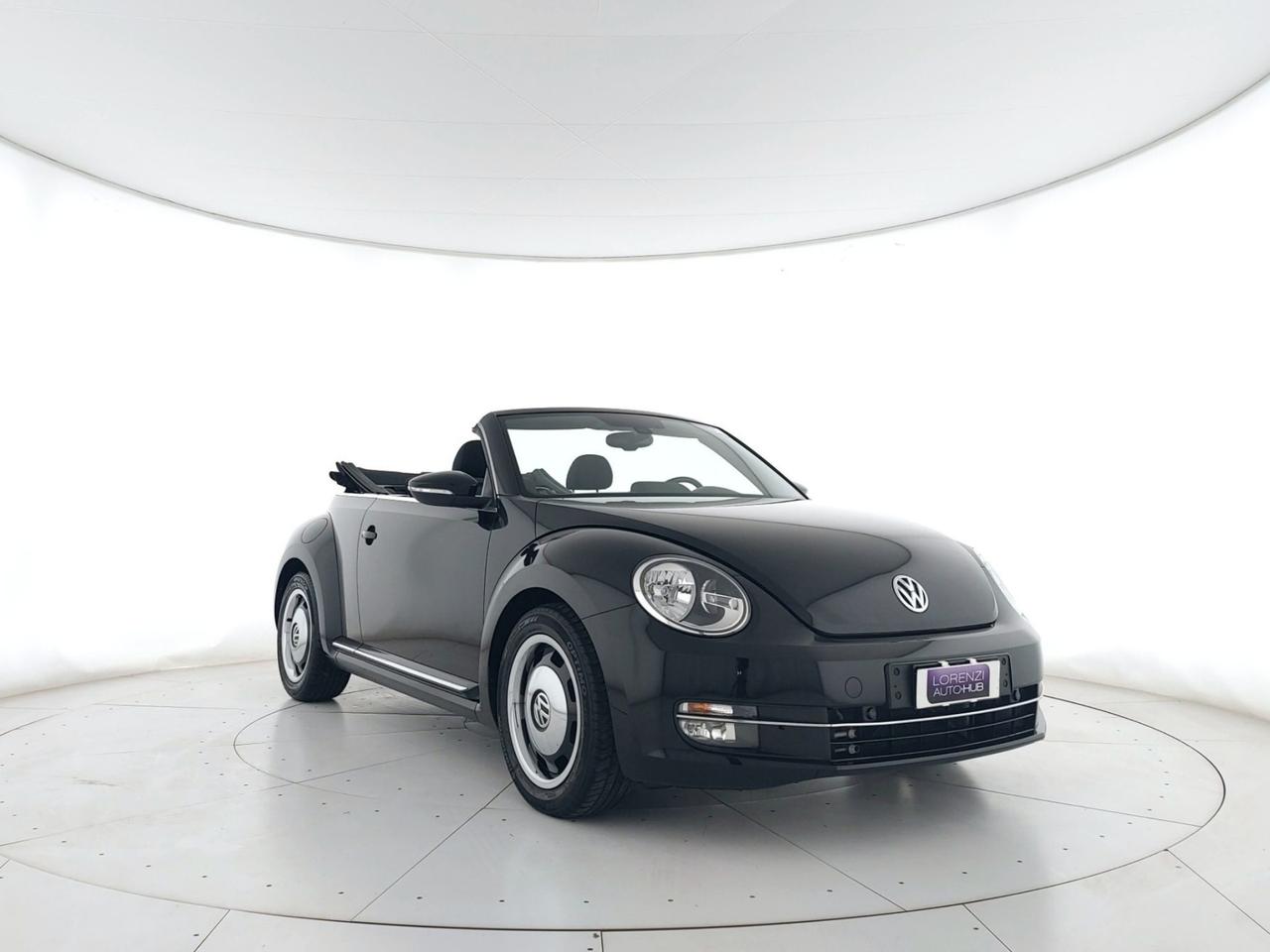 VOLKSWAGEN Maggiolino Cabrio 2.0 tdi bm Design 110cv NEOPATENTATI+C17"