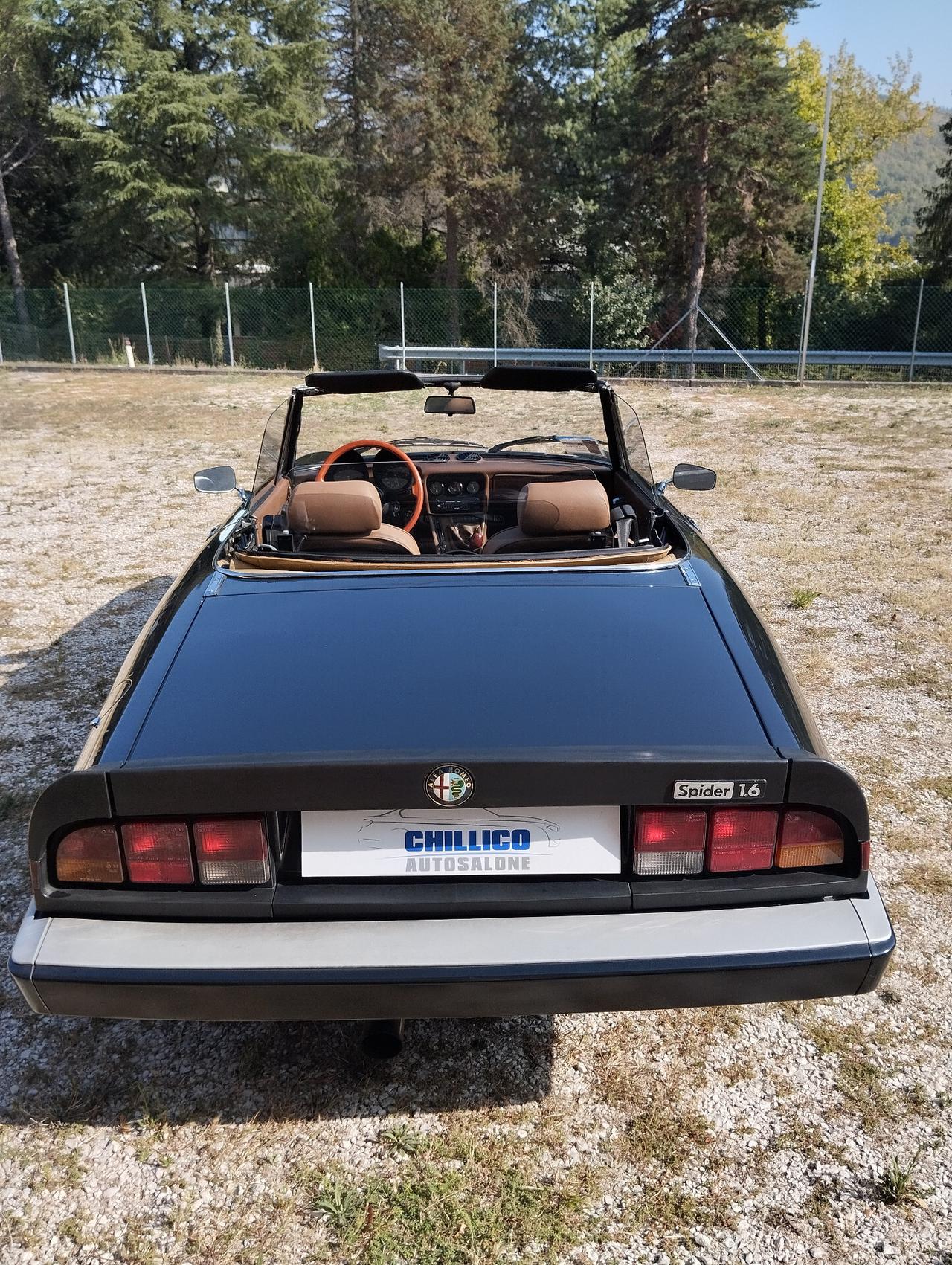 Alfa Romeo Spider 1600
