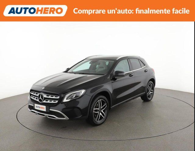 MERCEDES-BENZ GLA 200 d Automatic Premium