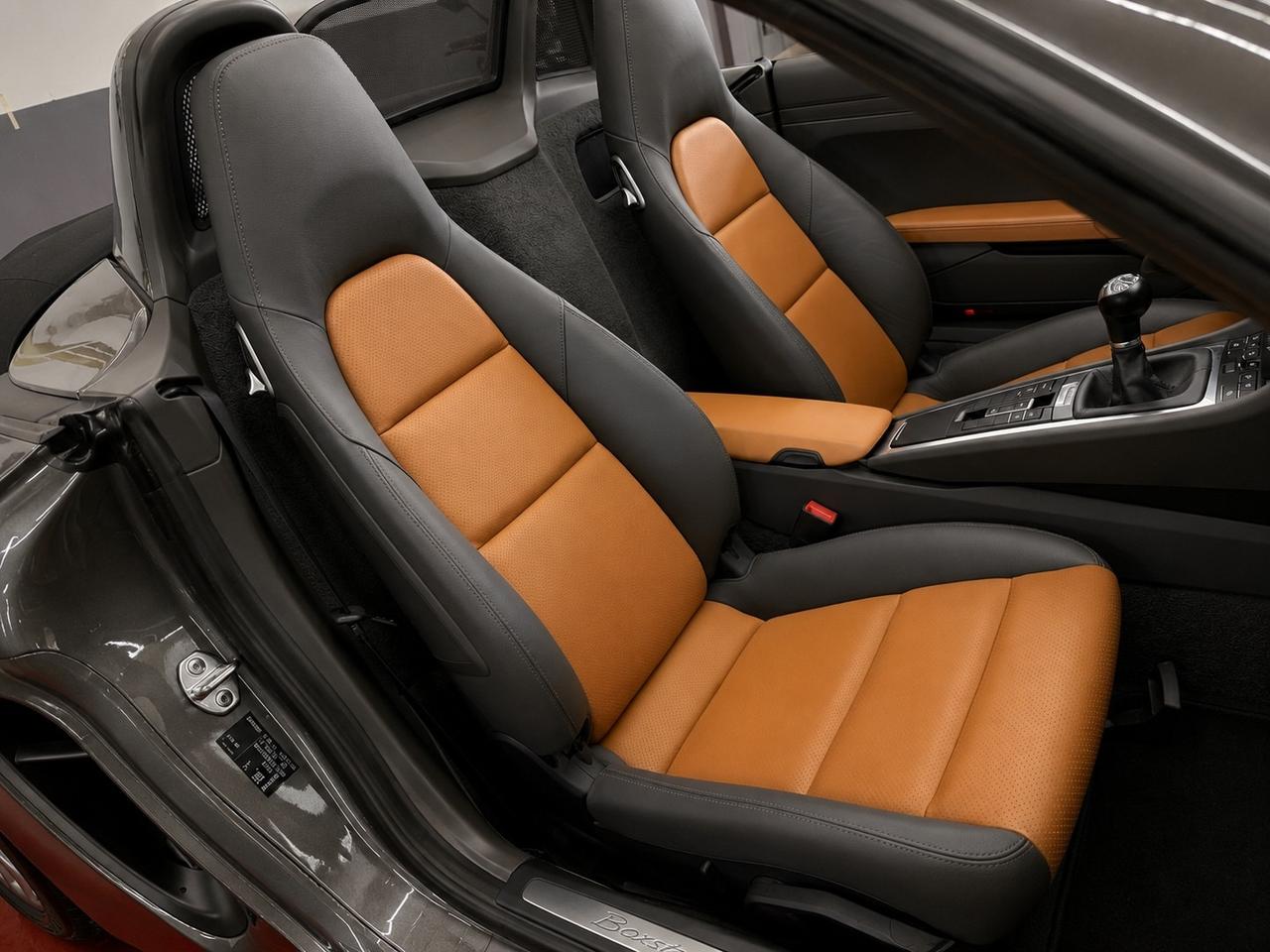 Porsche Boxster 2.7