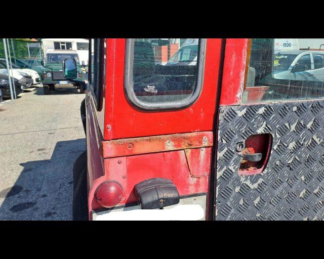 LAND ROVER Defender 90 2.5 tdi Hard Top