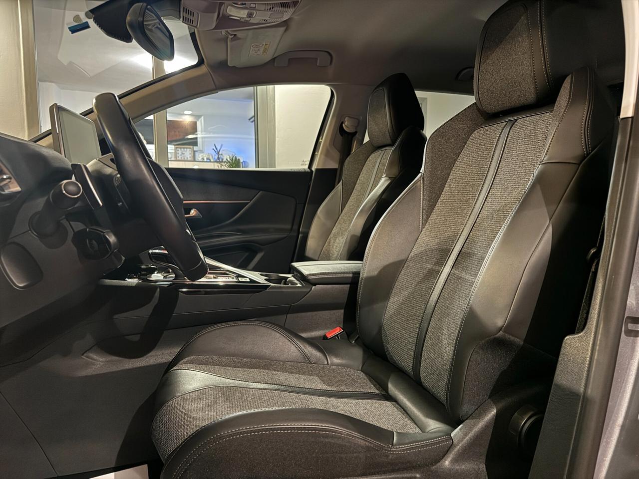 PEUGEOT 5008 1.5 BLUEHDI 130CV EAT8 7 POSTI ALLURE 2020