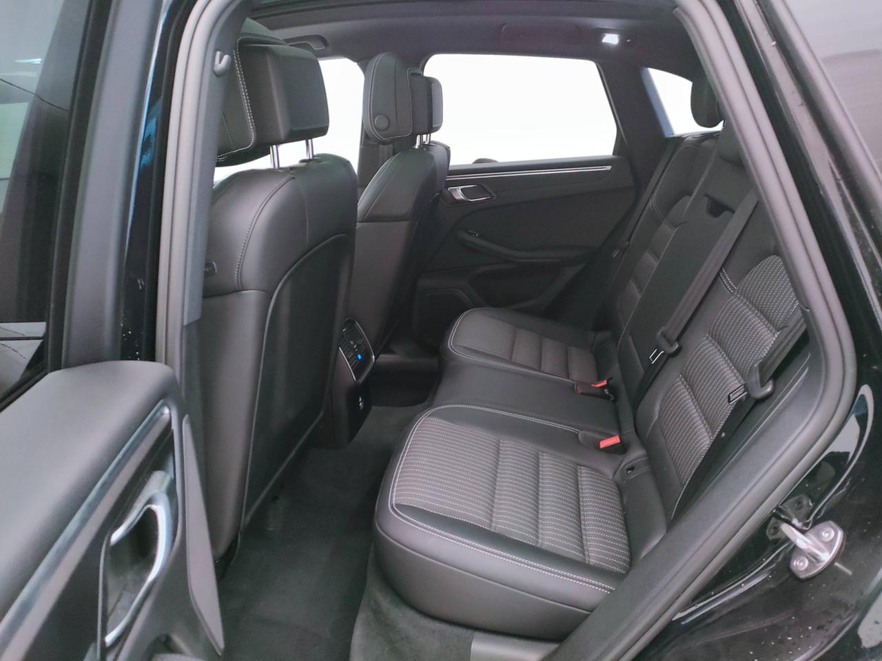 PORSCHE Macan I 2022 - Macan 2.0 T 265cv pdk