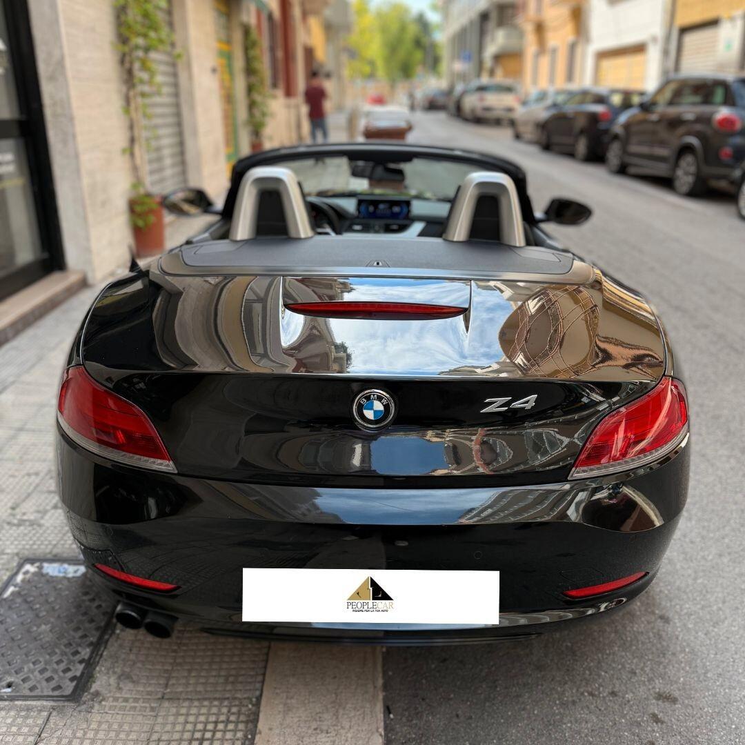 BMW Z4 sDrive20i **FULL**