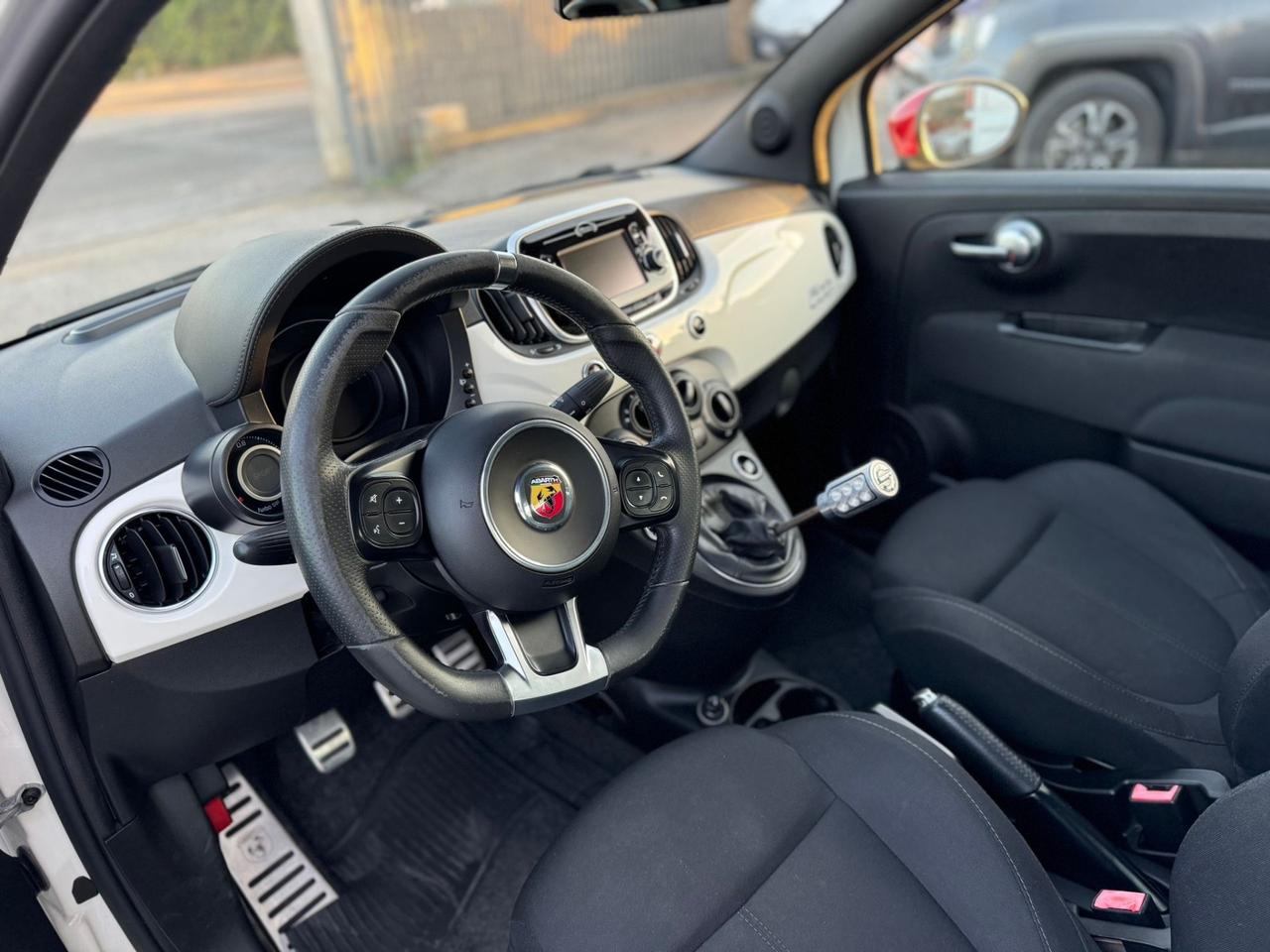 Abarth 595 1.4 Turbo T-Jet 145 CV Abarth