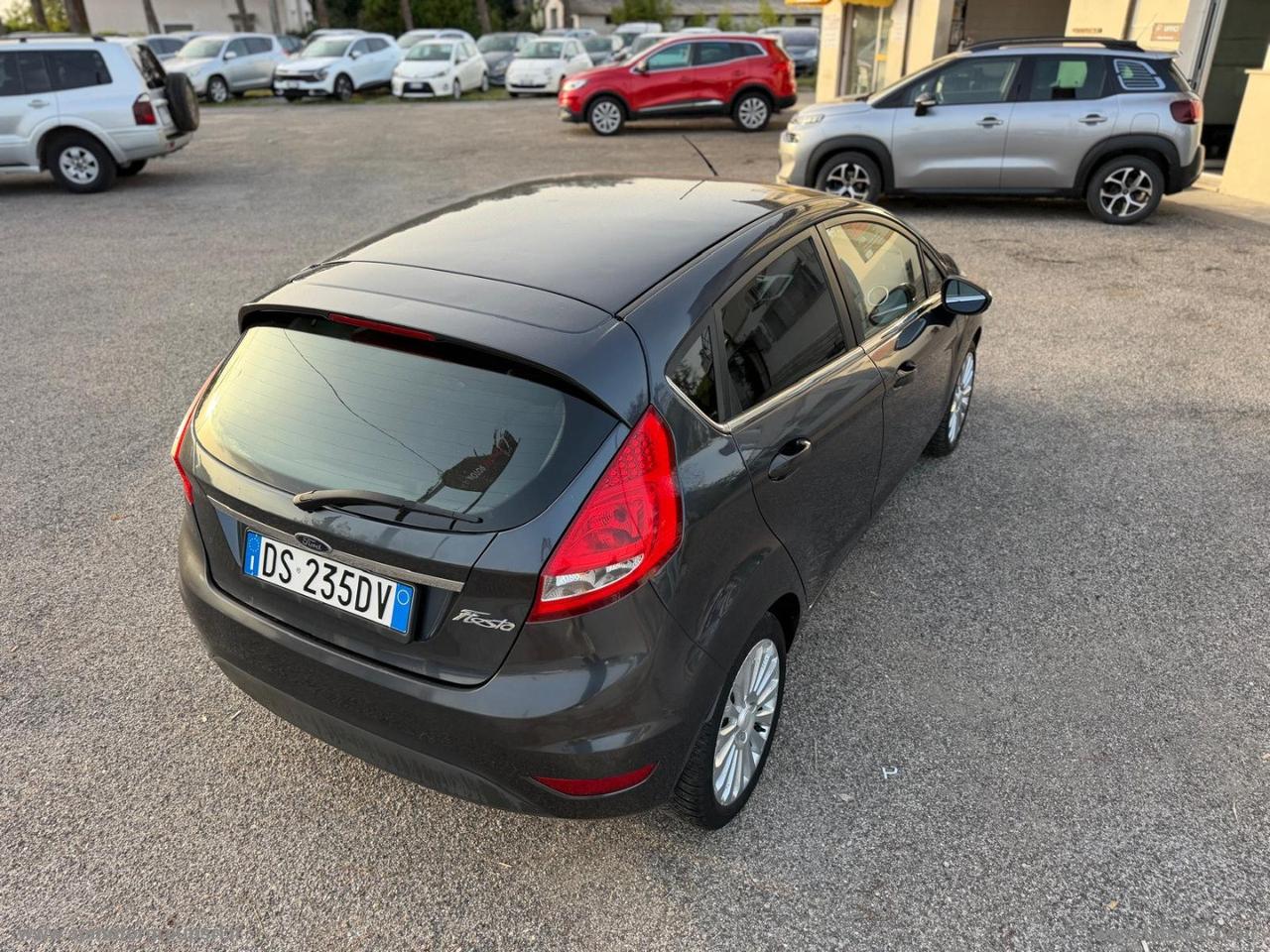 FORD Fiesta 1.2 16V 5p. Titanium