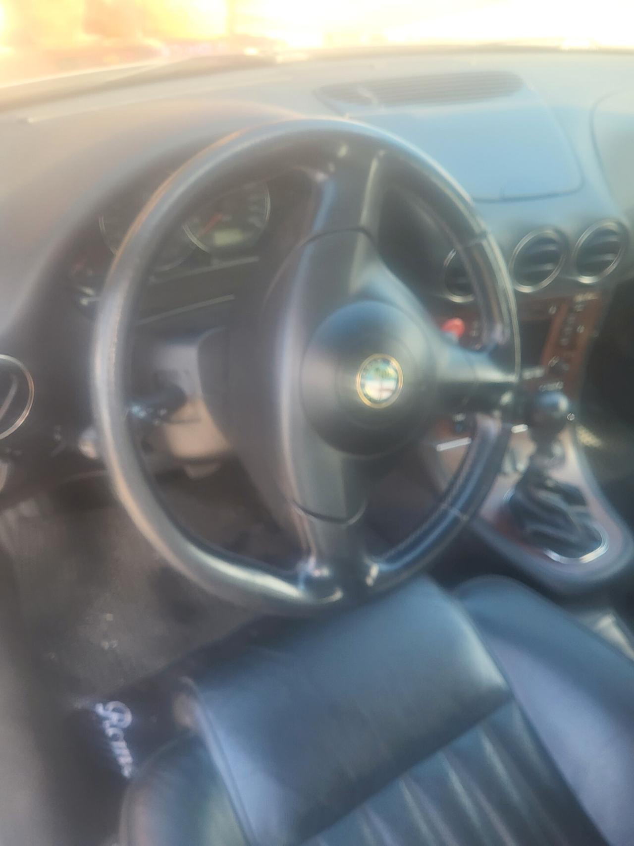 Alfa Romeo 166 2.5i V6 24V cat Progression