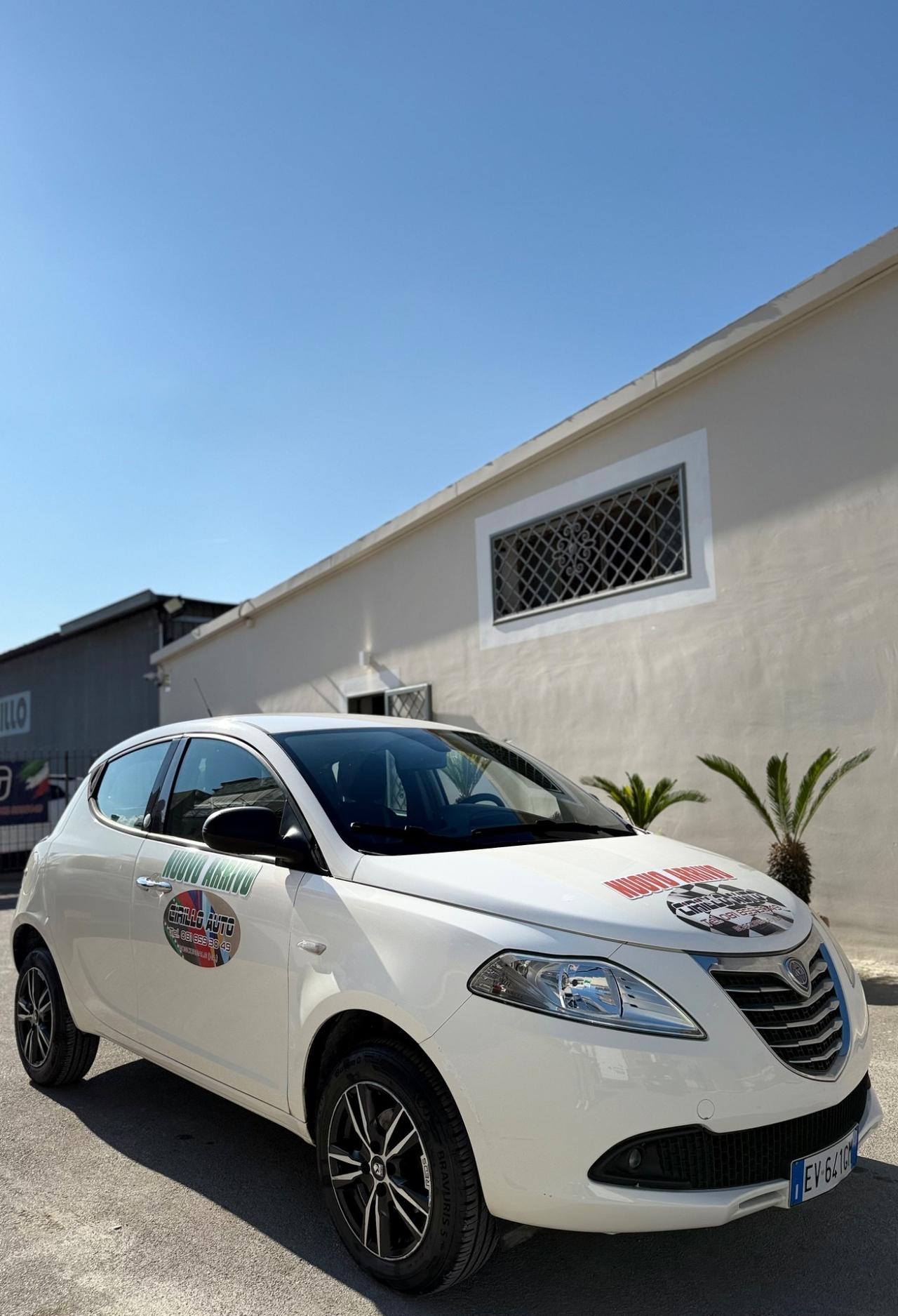 Lancia Ypsilon 0.9 Natural Power